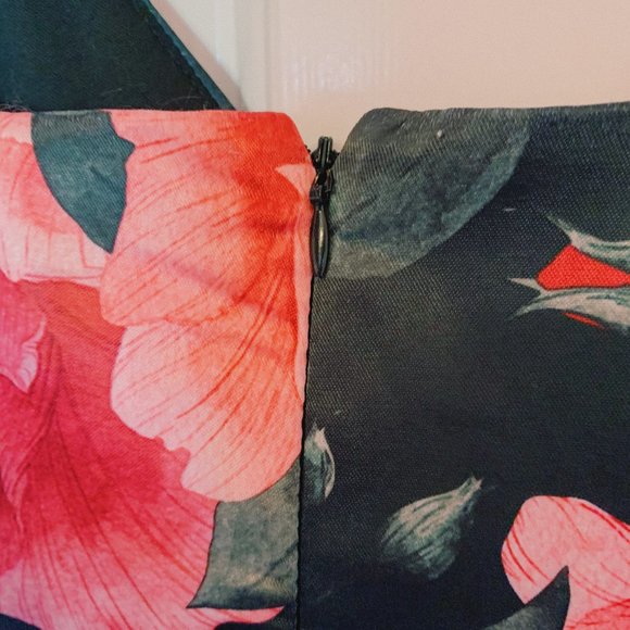 Lux LA Floral Print Halter Mini Dress - Picture 4 of 6